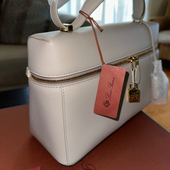 NEW Loro Piana Extra Bag L27 Linen Calf in Light Travertine/Sun Gold - Picture 6 of 15